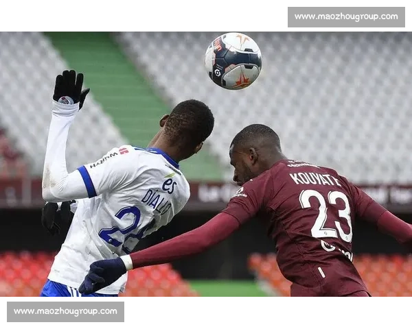 马赛对决里昂法甲焦点战恩怨再起谁主沉浮夜风云变幻巅峰较量看点